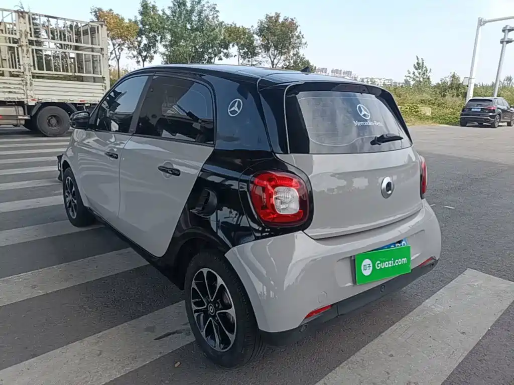 smart Smart Forfour — миниатюра 5