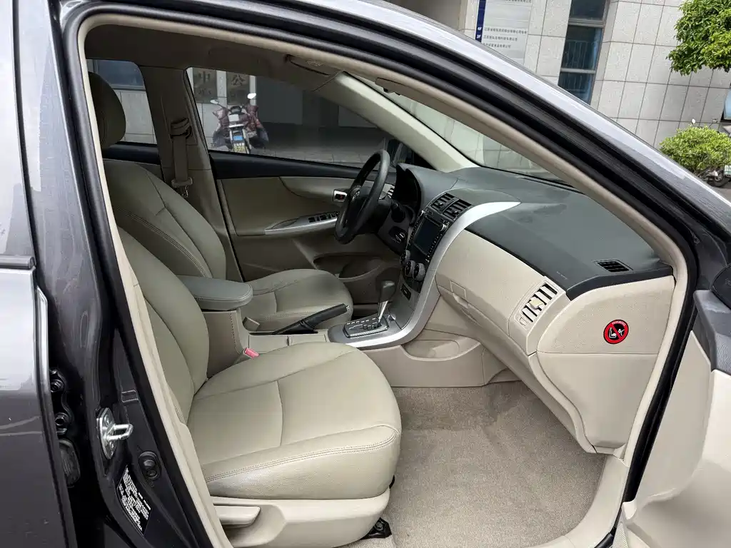 Toyota Corolla 2011 1.6L AT GL