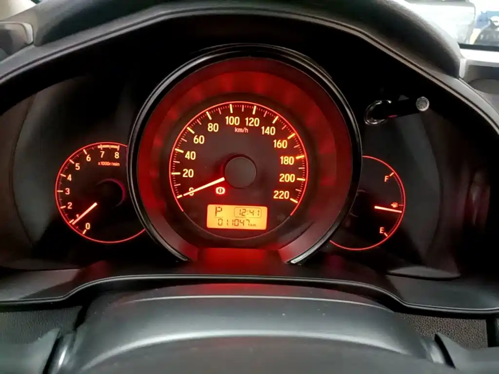 Honda Fit — миниатюра 12