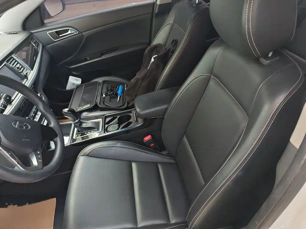 Hyundai Mistra — миниатюра 8