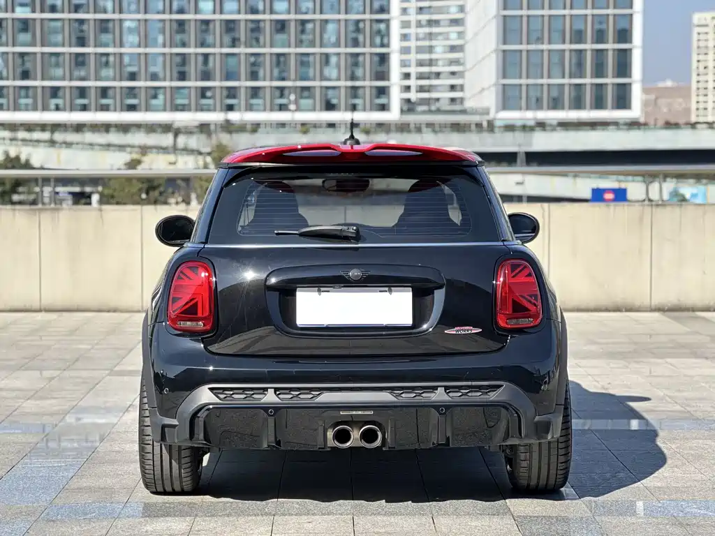 MINI JCW