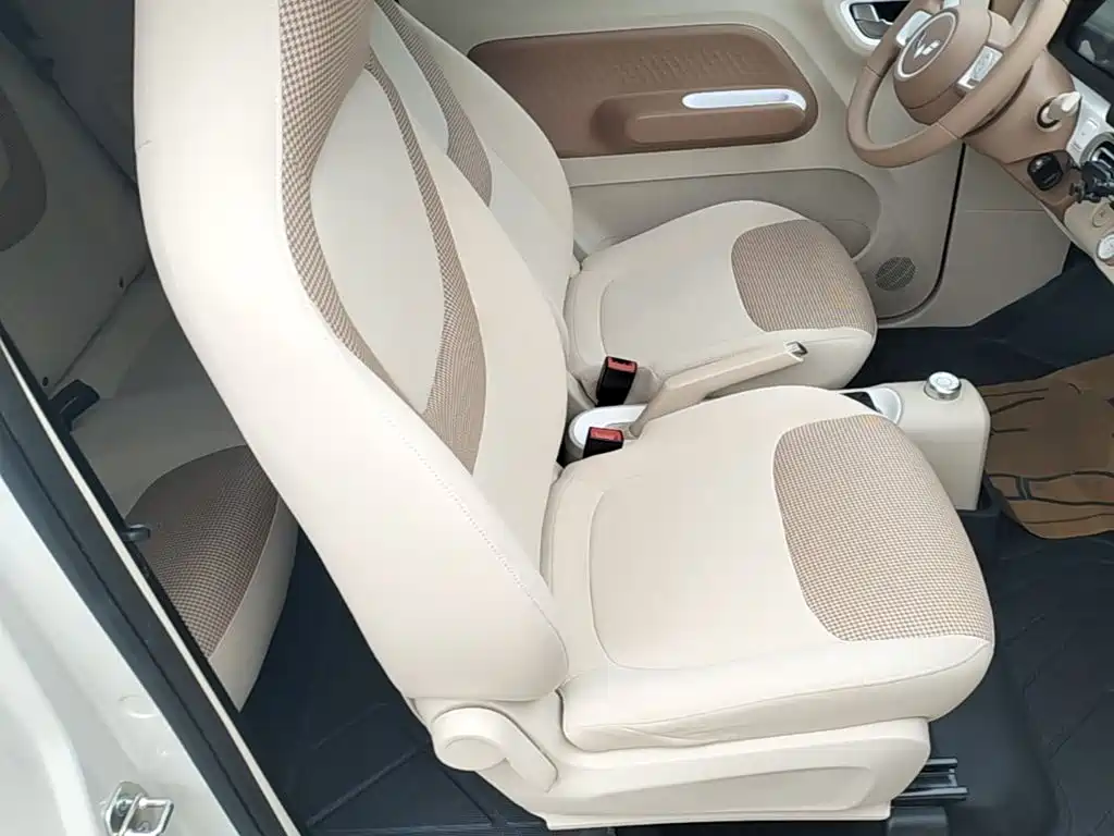Wuling MINIEV — миниатюра 25