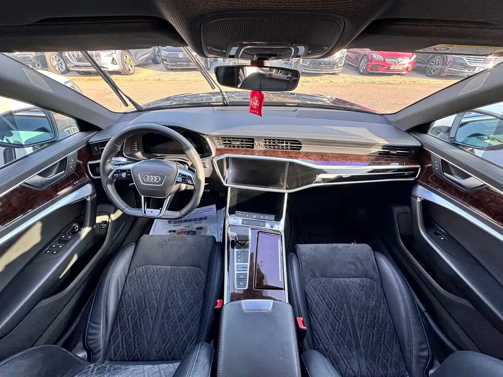 Audi A6L — миниатюра 6