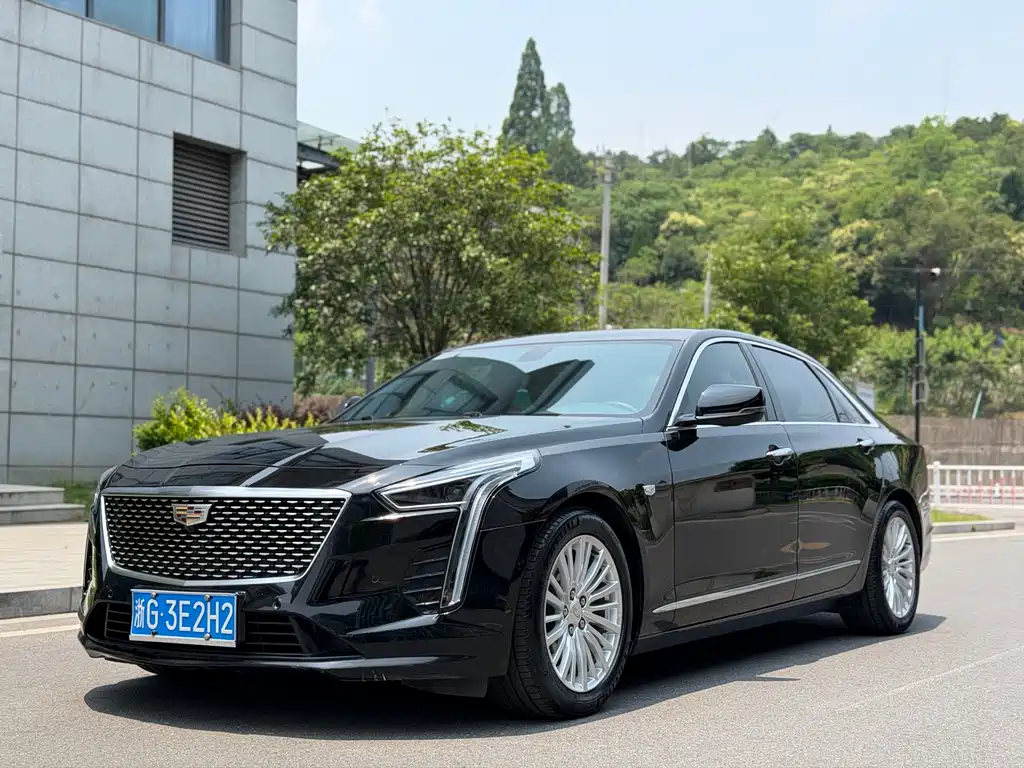 Купить Cadillac CT6