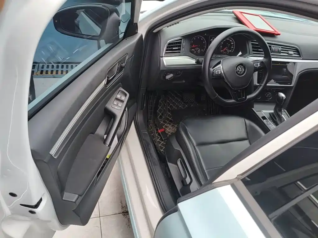 Volkswagen Lamando — миниатюра 16