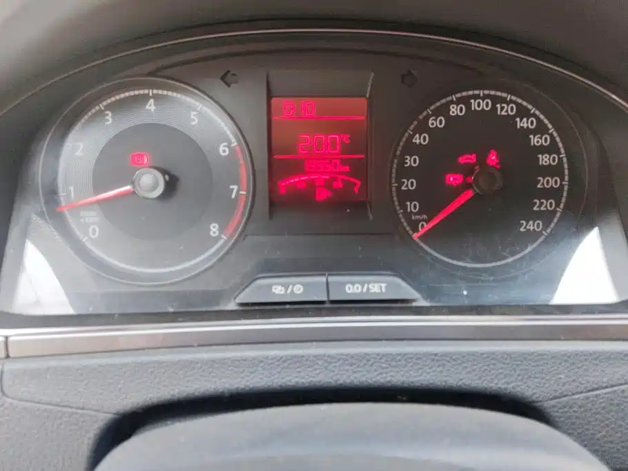Volkswagen Santana — миниатюра 9
