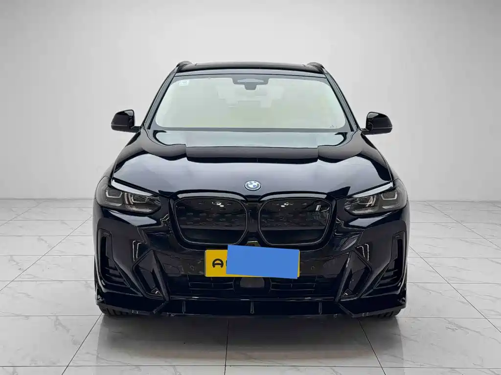 BMW iX3 — миниатюра 2