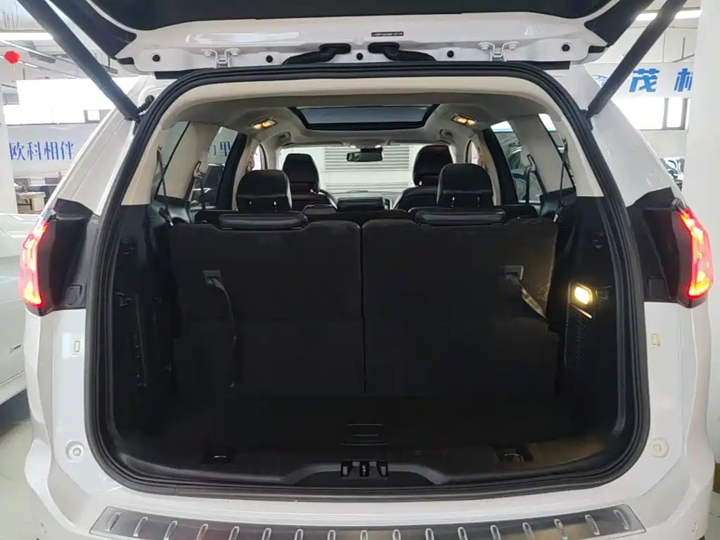 Ford Edge — миниатюра 19