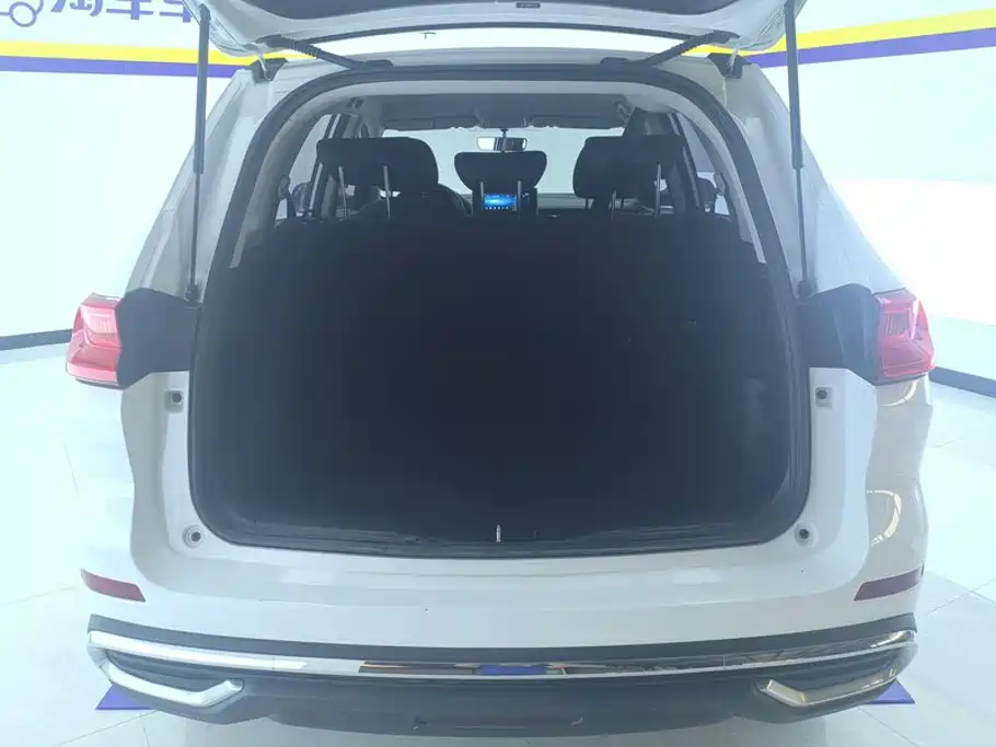 Haval M6 — миниатюра 4