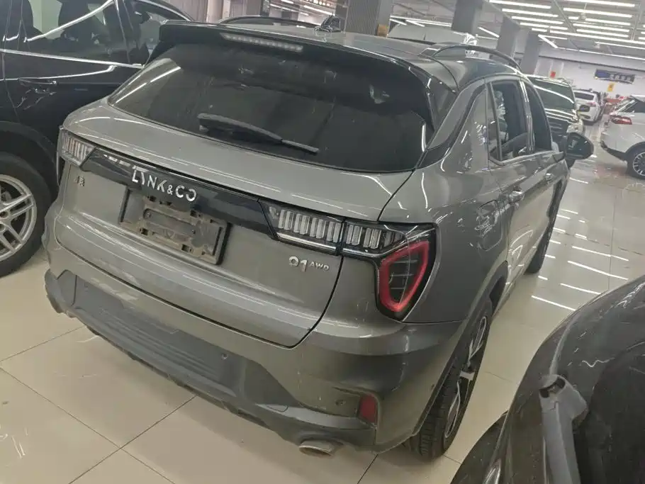 Lynk & Co 01 — миниатюра 3