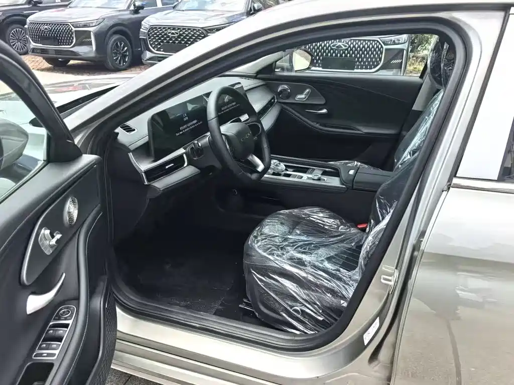 Chery Arrizo 8 8 2025 1.6T DCT