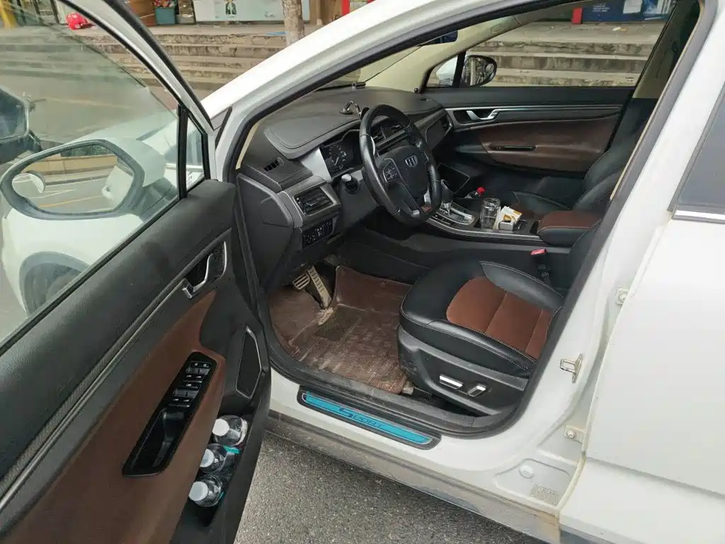 Geely Emgrand GS — миниатюра 14