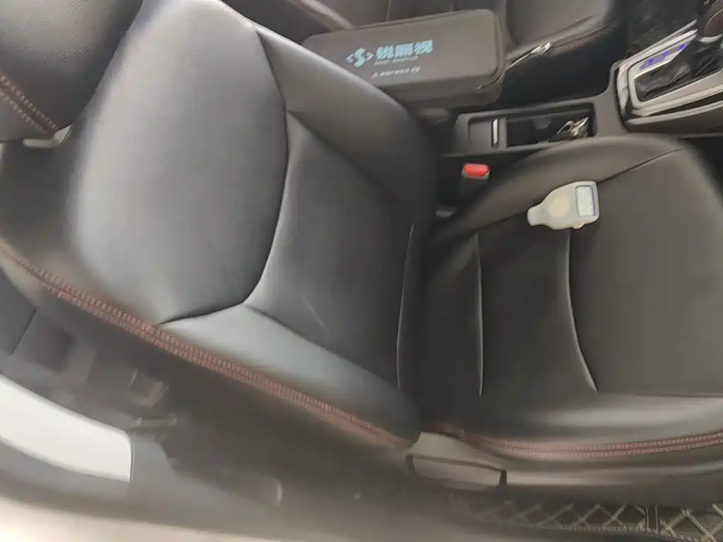 Hyundai Elantra Langdong — миниатюра 25