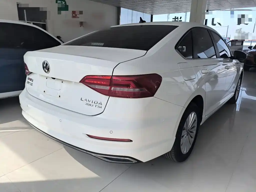 Volkswagen Lavida — миниатюра 7