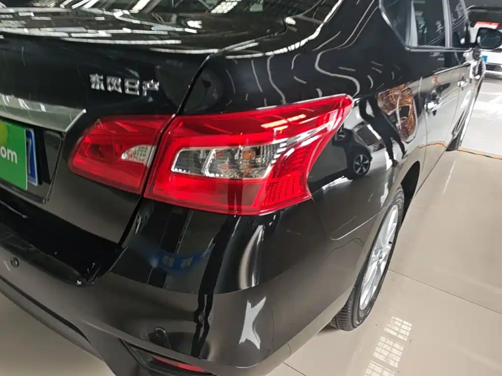 Nissan Sylphy — миниатюра 8