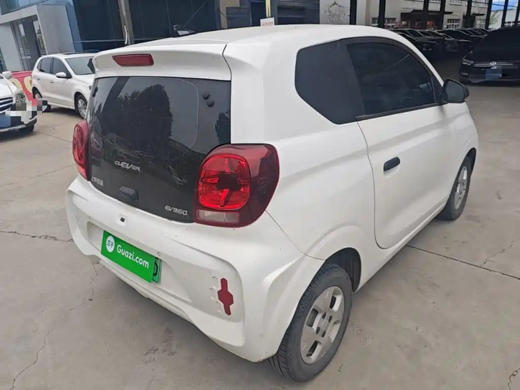 Roewe Clever — миниатюра 7