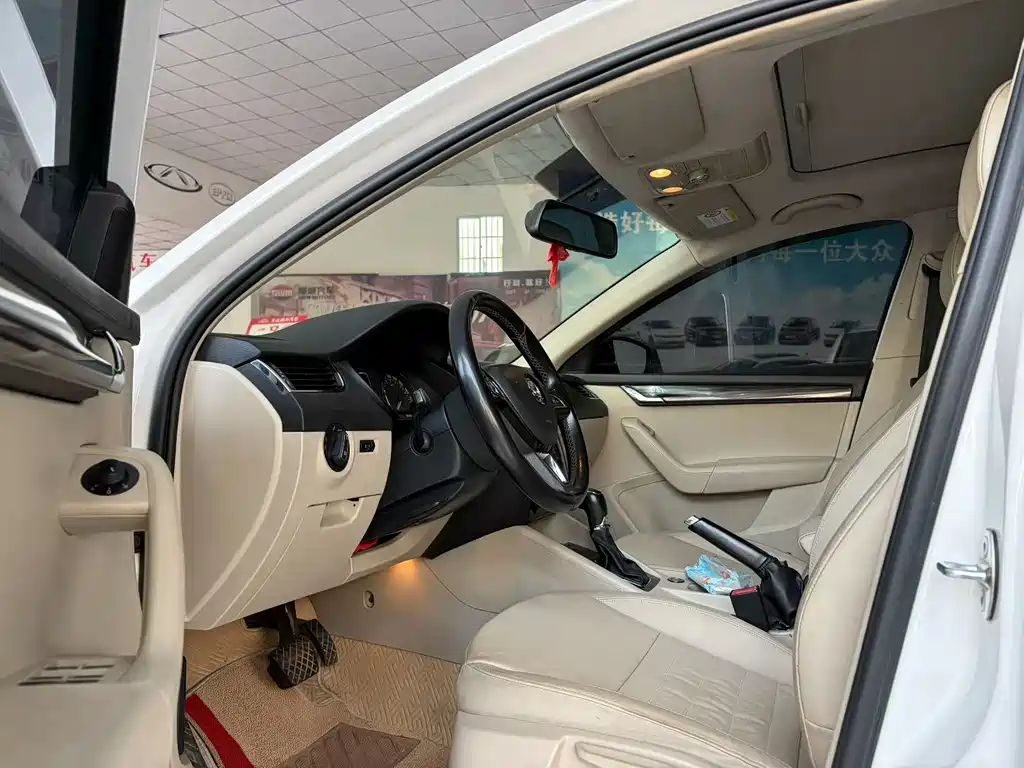 Skoda Octavia 2017 TSI280 DSG