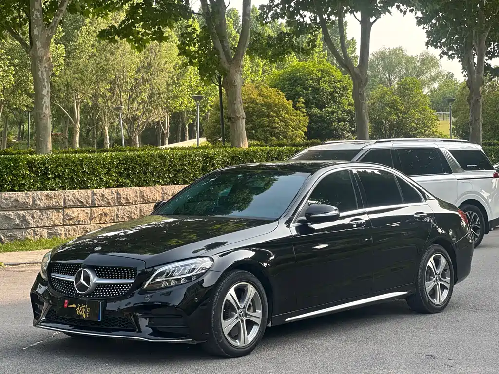 Mercedes-Benz C-Class 2019