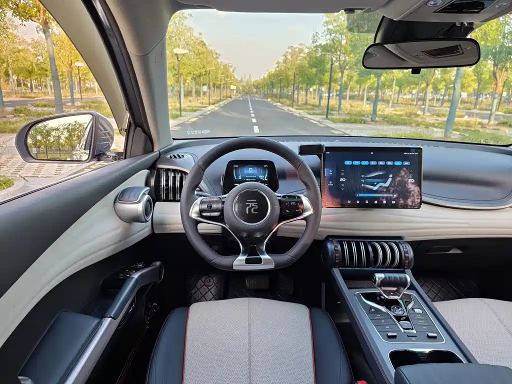 BYD Yuan Plus — миниатюра 14
