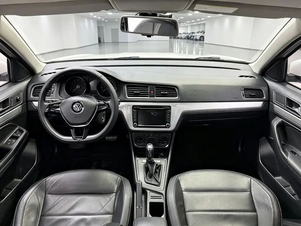 Volkswagen Gran Lavida — миниатюра 5