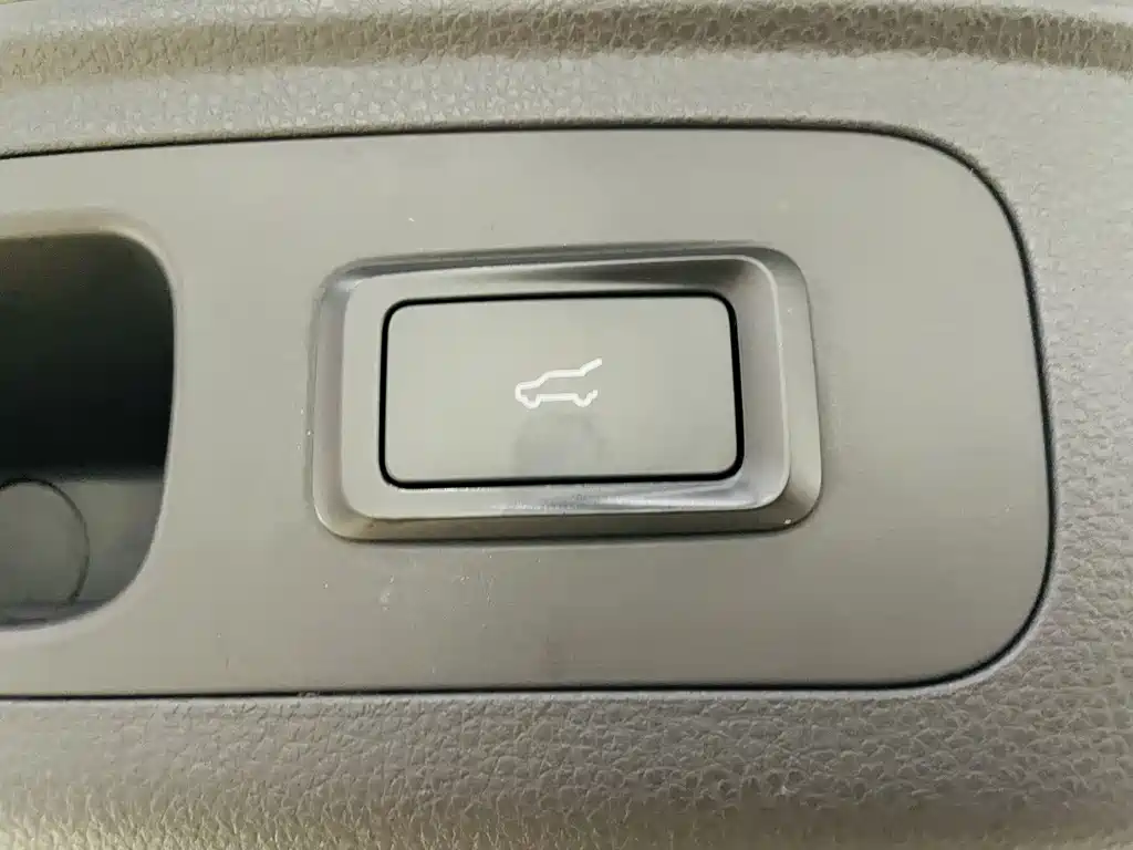 Ford Equator — миниатюра 20