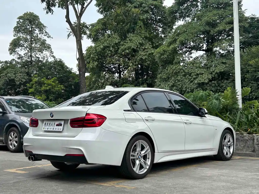 BMW 3 Series — миниатюра 4