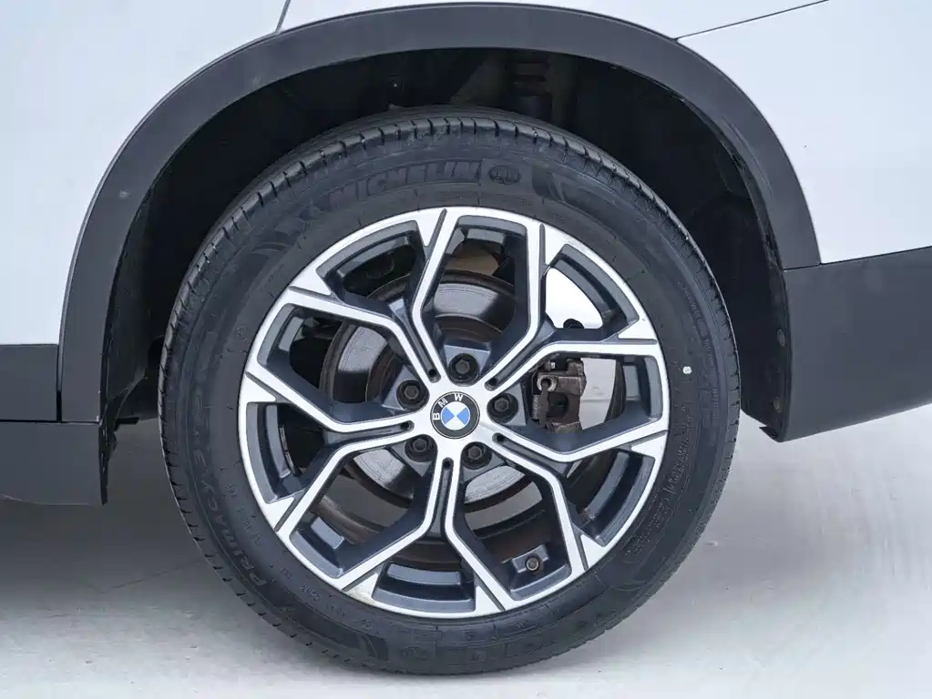 BMW X1 — миниатюра 11