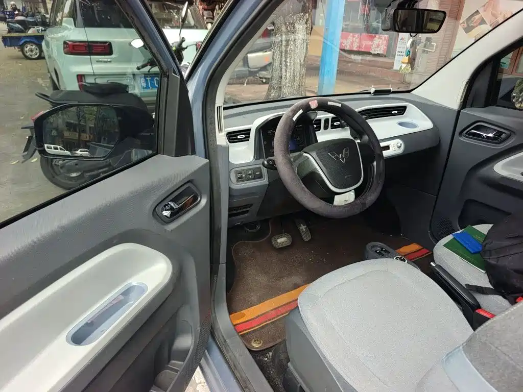 Wuling MINIEV — миниатюра 12