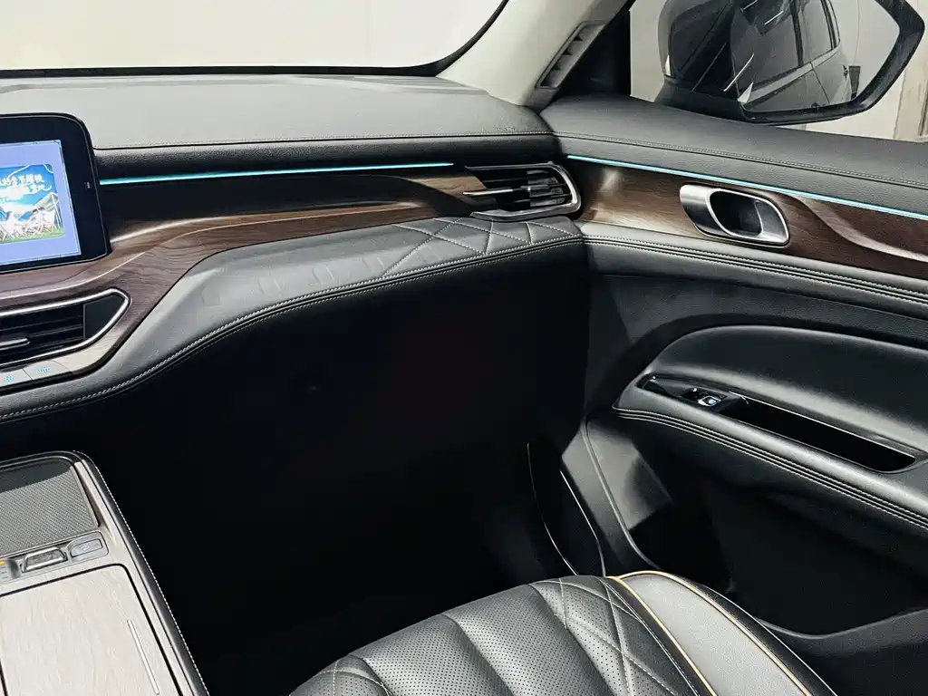 Ford Equator — миниатюра 17