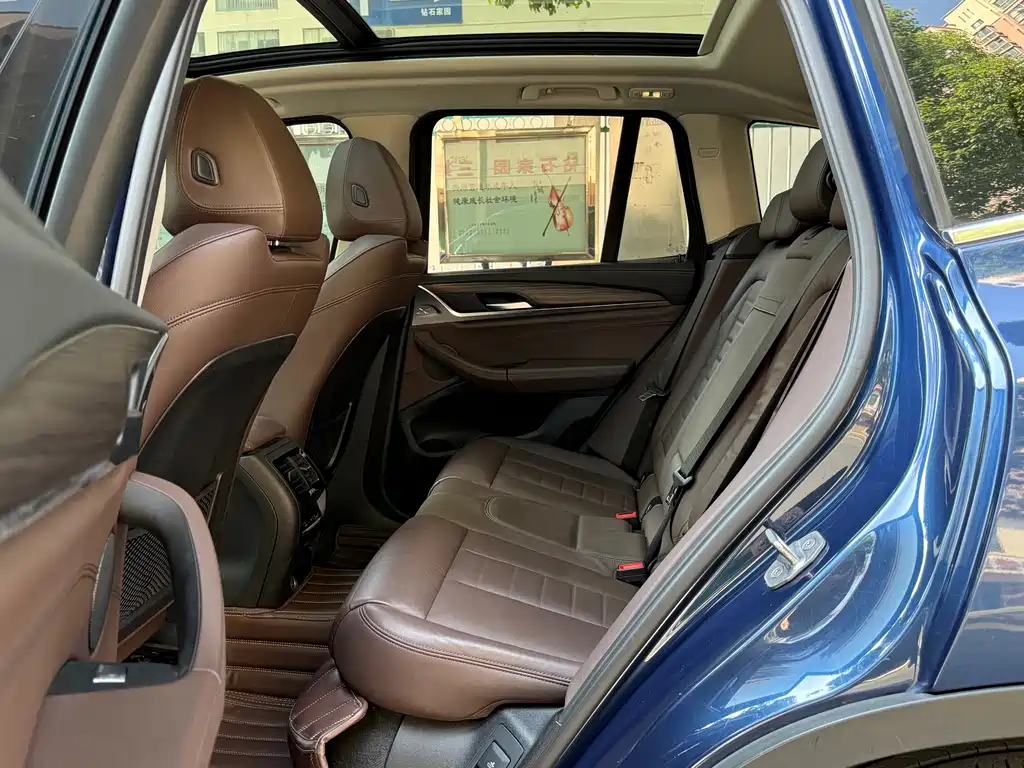BMW X3 — миниатюра 6