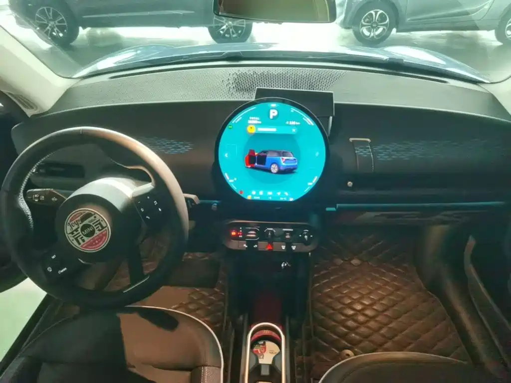 MINI MINI COOPER EV — миниатюра 10