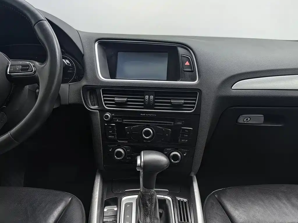 Audi Q5 — миниатюра 12