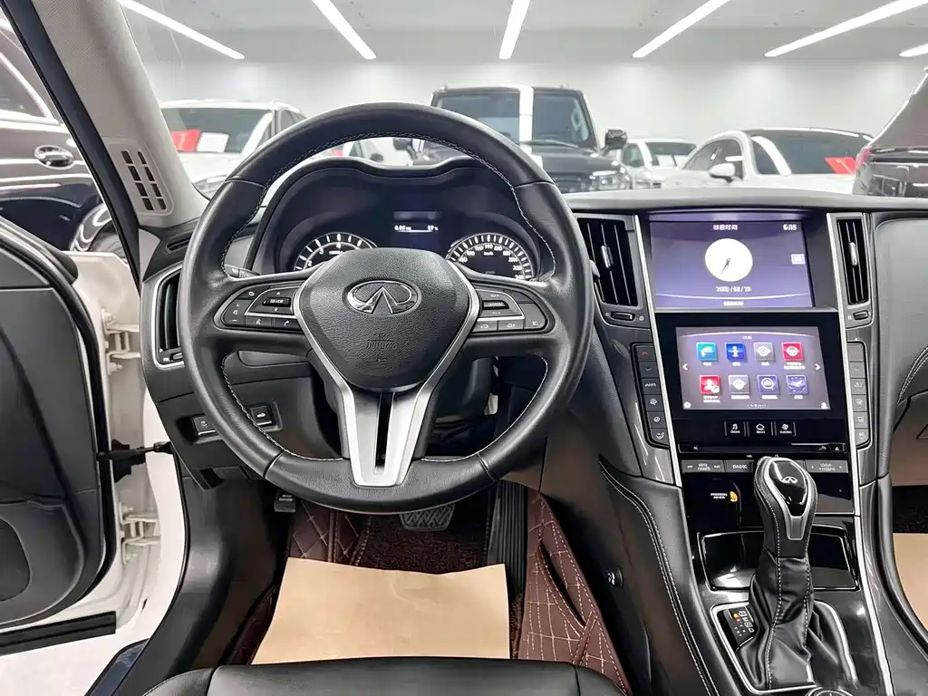 Infiniti Q50L — миниатюра 10