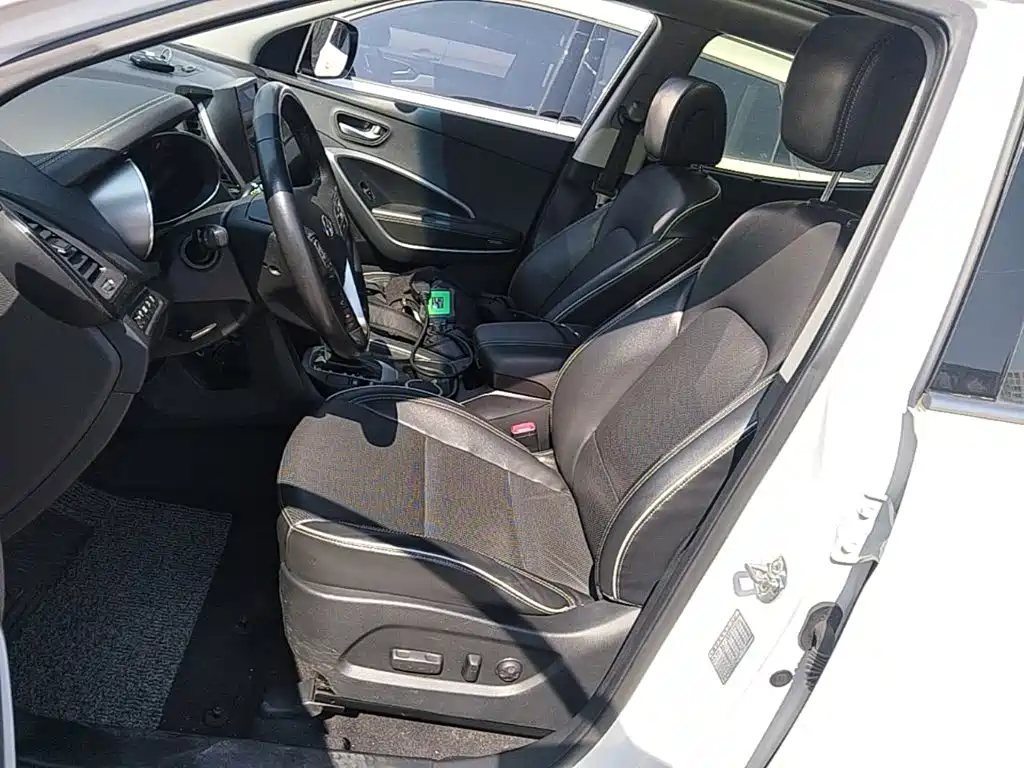 Hyundai Santa Fe — миниатюра 15