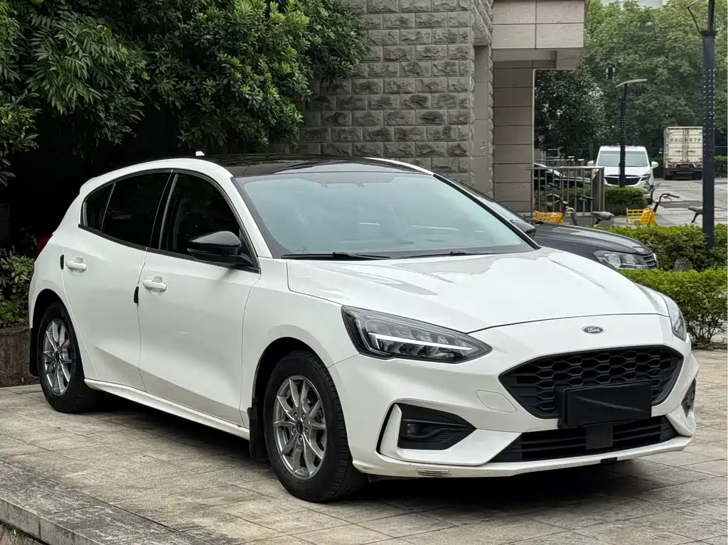 Ford Focus — миниатюра 3