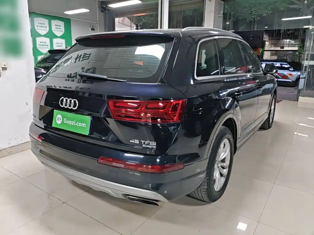 Audi Q7 — миниатюра 7