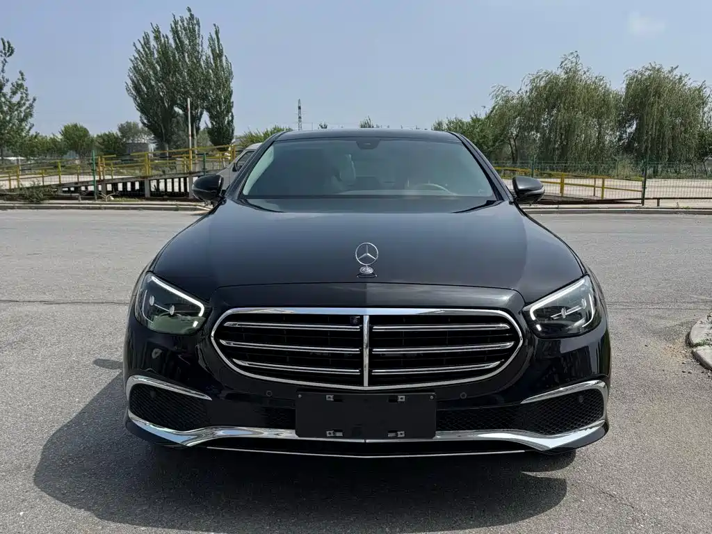 Mercedes-Benz E-Class E 2023 E 300 L Fashion