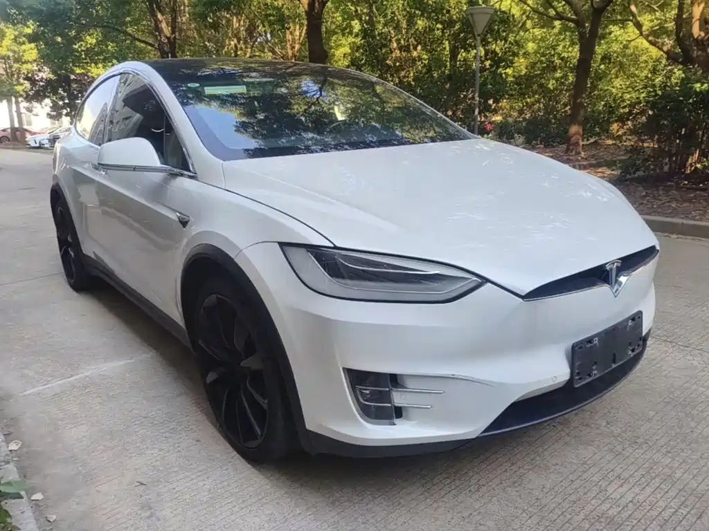 Tesla Model X — фотографии объявления, Фото 4
