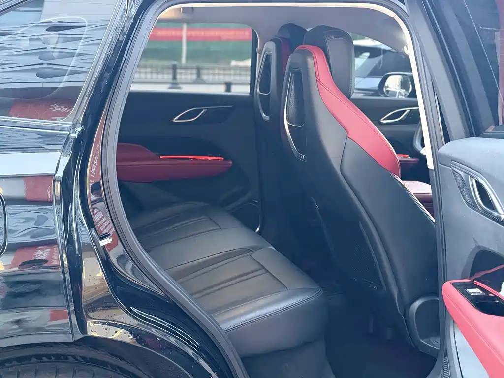 Hongqi Hongqi HS3 — миниатюра 11