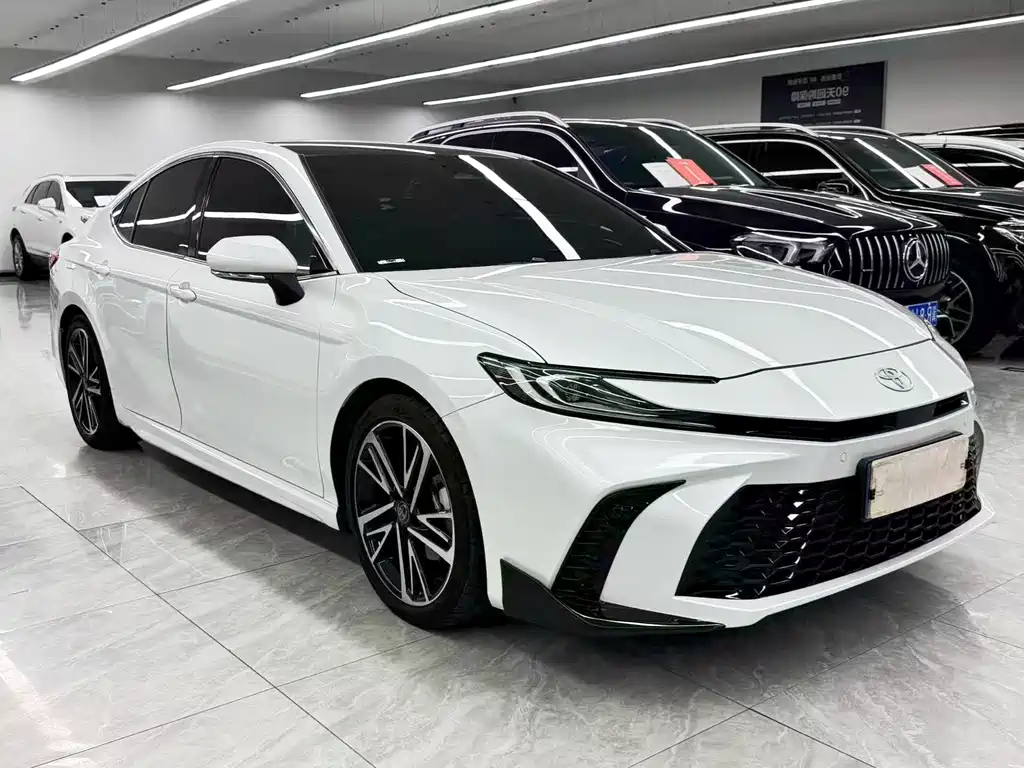Toyota Camry 2024 2.0S Sport