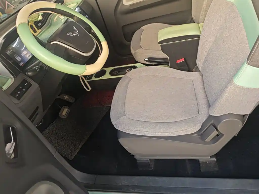 Wuling MINIEV — миниатюра 15
