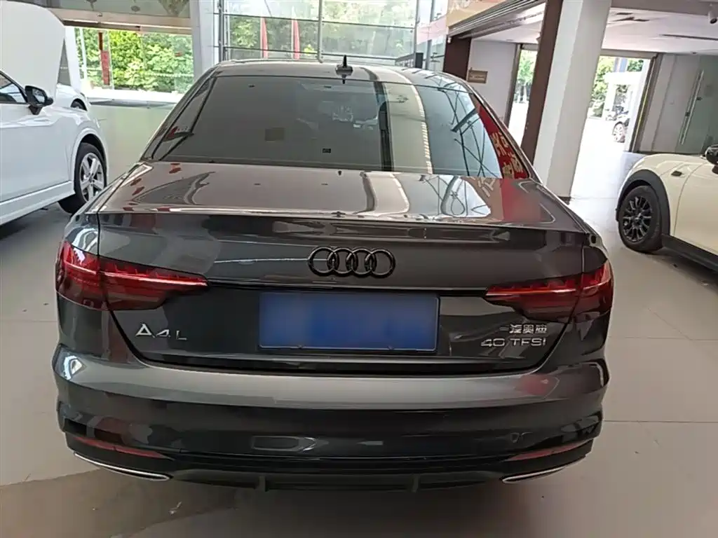 Audi A4L 2025 200 Enjoy 40 TFSI Luxury
