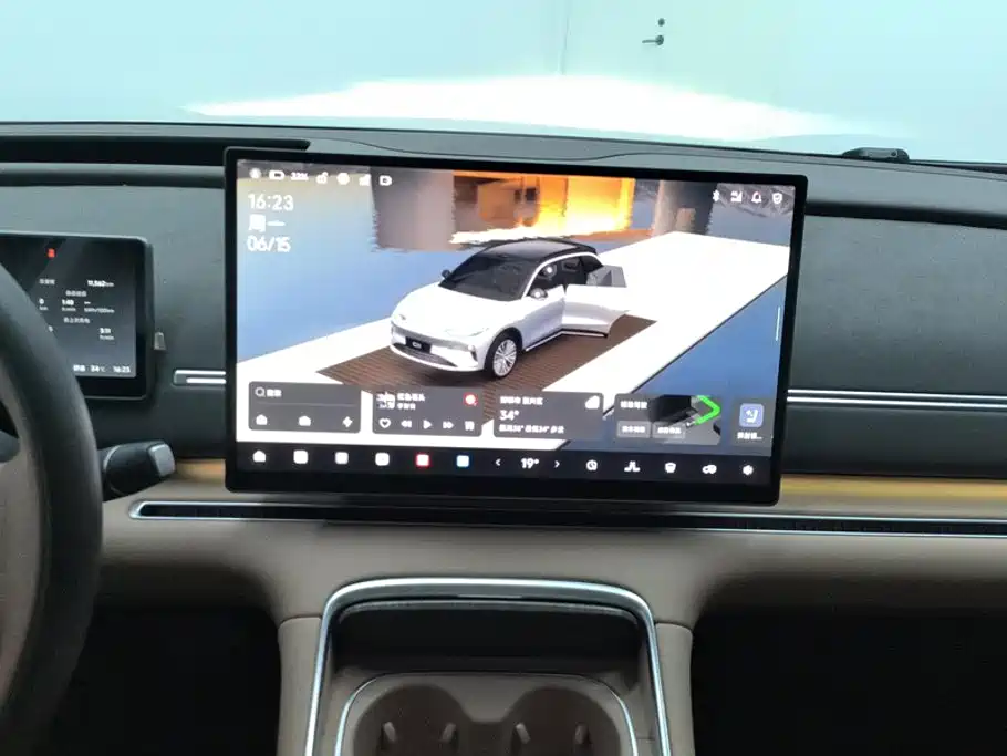 Leapmotor Leapmotor C11 — миниатюра 13