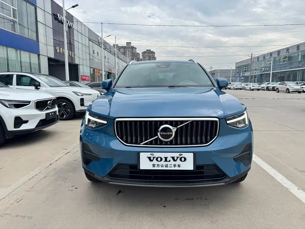 Volvo XC40 — миниатюра 2