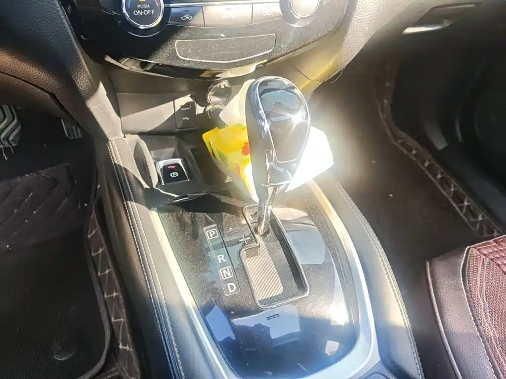 Nissan X-Trail — миниатюра 7
