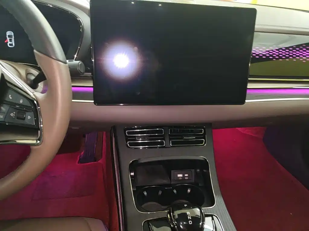 BYD Han — миниатюра 13