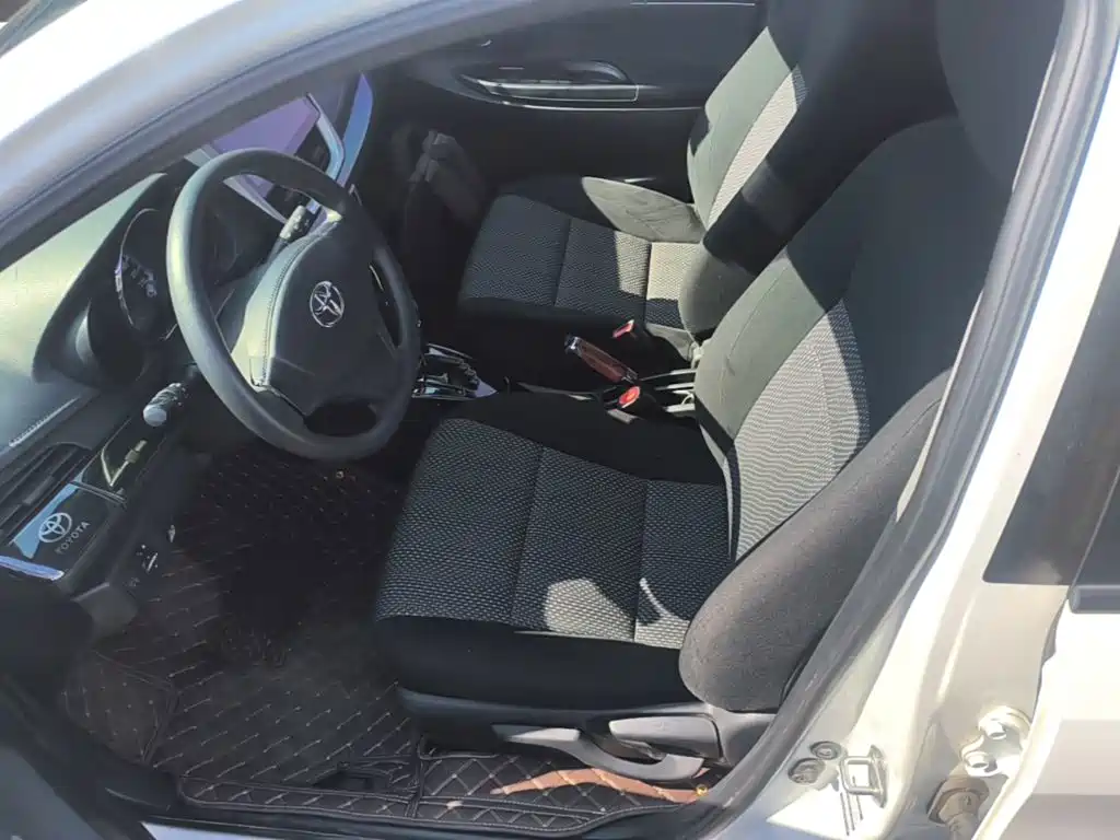 Toyota Vios FS — миниатюра 15