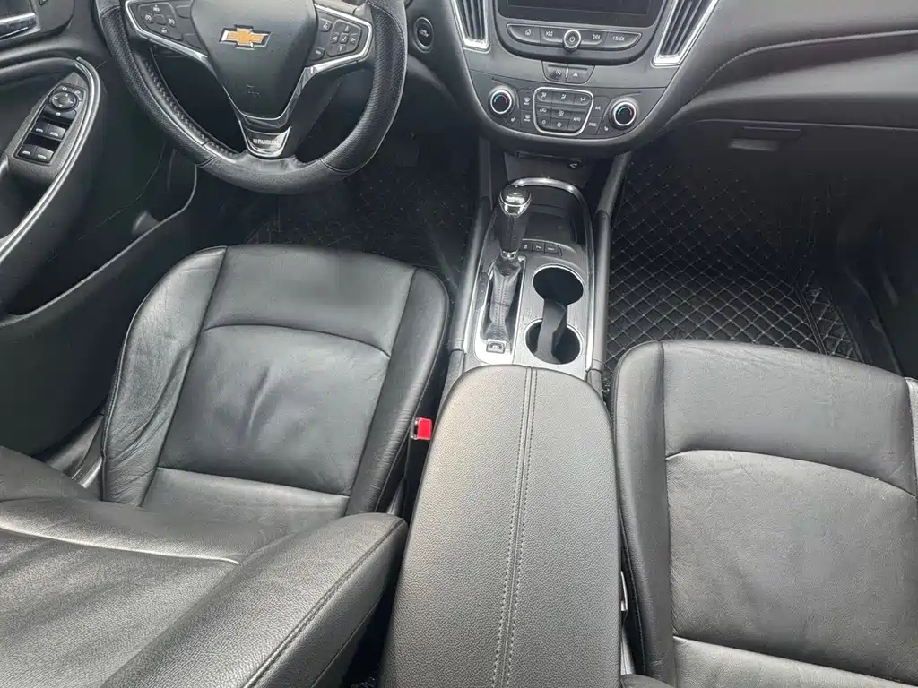 Chevrolet Malibu XL — миниатюра 12