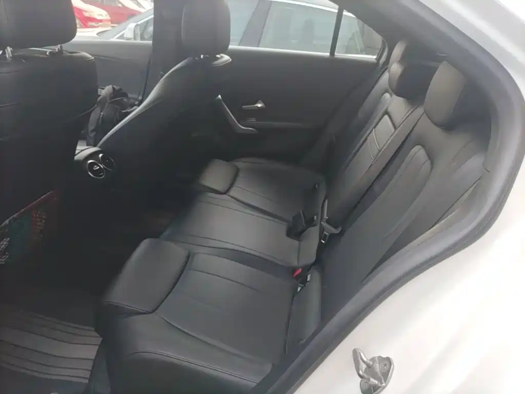 Mercedes-Benz A-Class — миниатюра 17