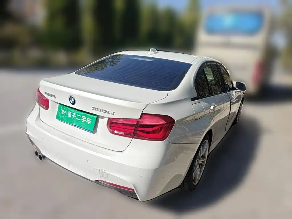 BMW 3 Series — миниатюра 6